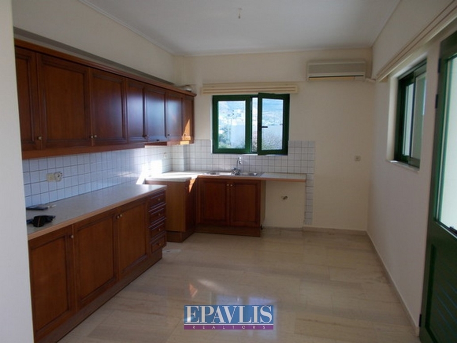 1441540, (For Rent) Residential Floor apartment || Athens South/Glyfada - 88 Sq.m, 2 Bedrooms, 1.100€