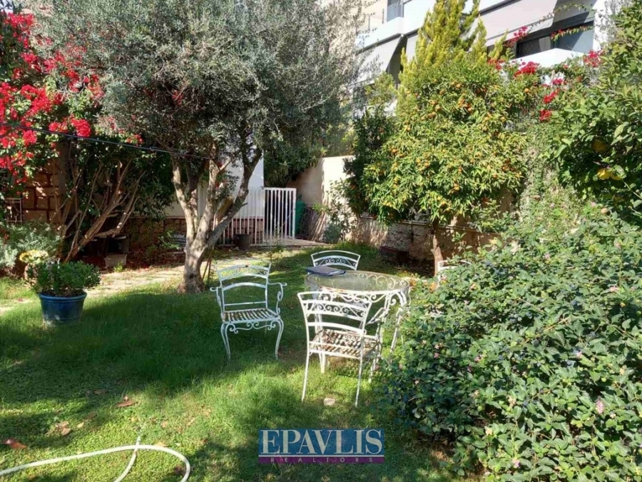 1463001, (For Sale) Residential Detached house || Athens North/Marousi - 329 Sq.m, 5 Bedrooms, 650.000€