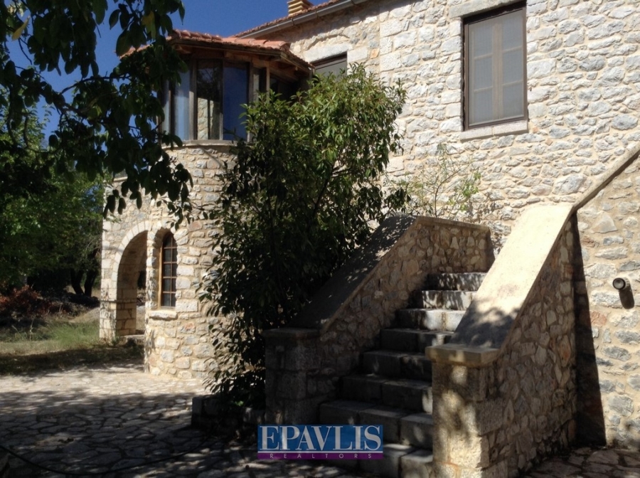 1467307, (For Sale) Residential Detached house || Arkadia/Leonidio - 320 Sq.m, 3 Bedrooms, 360.000€