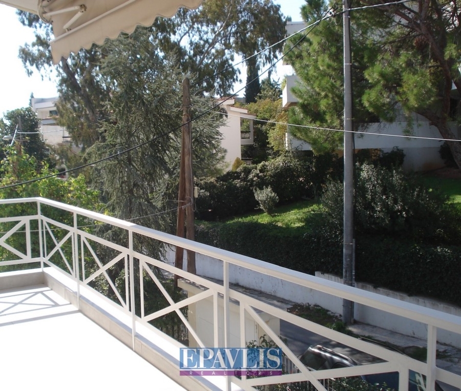 1501743, (For Sale) Residential Maisonette || Athens North/Psychiko - 183 Sq.m, 4 Bedrooms, 890.000€