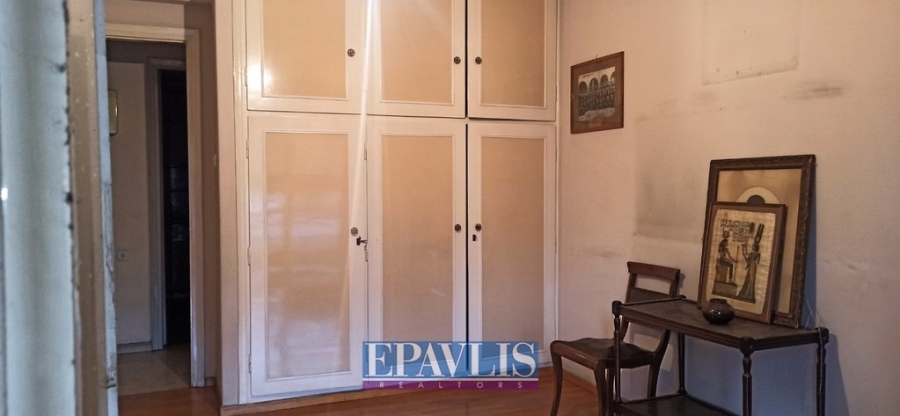 1509502, (For Sale) Residential Apartment || Athens Center/Athens - 81 Sq.m, 2 Bedrooms, 130.000€