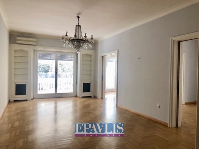 951172, (For Rent) Residential Apartment || Athens Center/Athens - 220 Sq.m, 3 Bedrooms, 3.500€