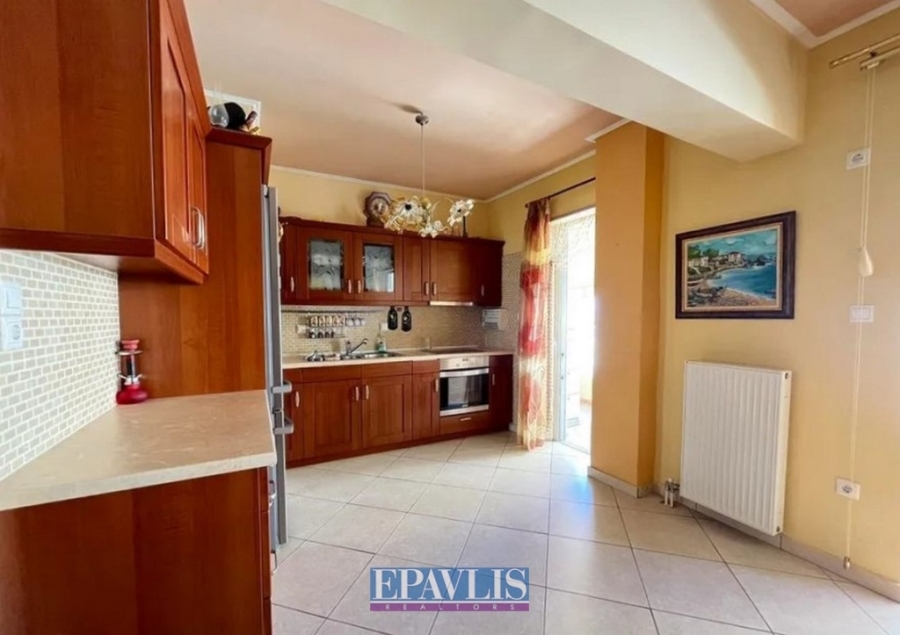 1567431, (For Sale) Residential Apartment || Athens Center/Athens - 70 Sq.m, 2 Bedrooms, 230.000€
