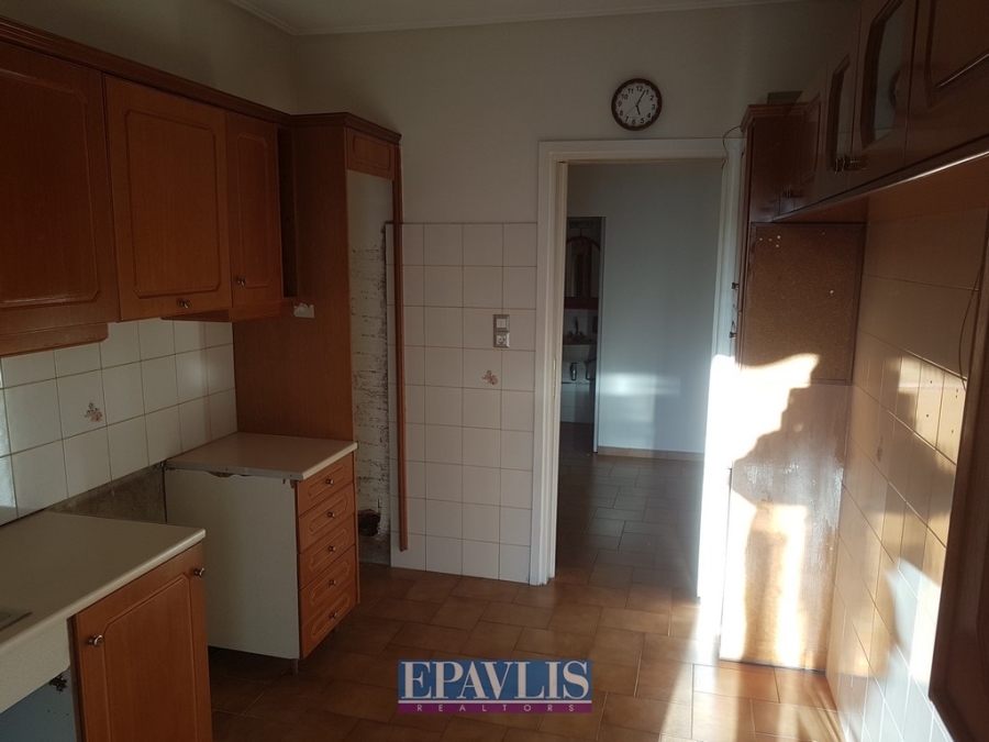 1300930, (For Sale) Residential Floor apartment || Athens South/Kallithea - 107 Sq.m, 3 Bedrooms, 180.000€