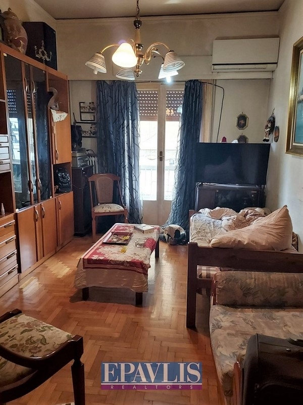 1606148, (For Sale) Residential Apartment || Athens Center/Kaisariani - 68 Sq.m, 2 Bedrooms, 130.000€
