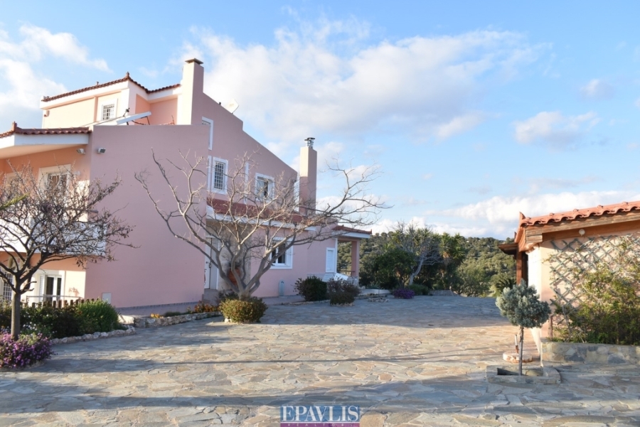 1695069, (For Sale) Residential Detached house || East Attica/Koropi - 500 Sq.m, 7 Bedrooms, 1.200.000€