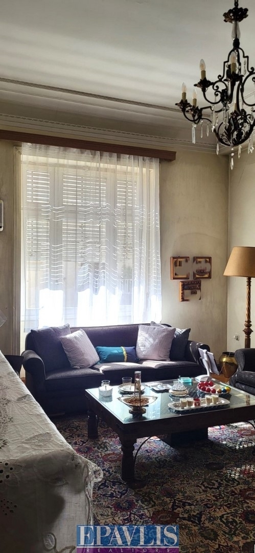 1712811, (For Sale) Residential Floor apartment || Athens Center/Athens - 326 Sq.m, 4 Bedrooms, 2.700.000€