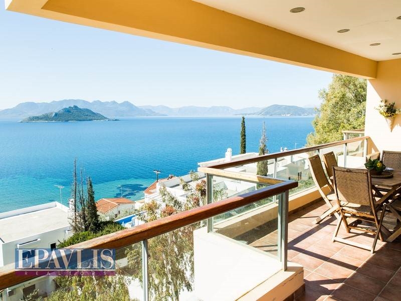 47428, (For Sale) Residential Villa || Piraias/Aigina - 400 Sq.m, 6 Bedrooms, 750.000€