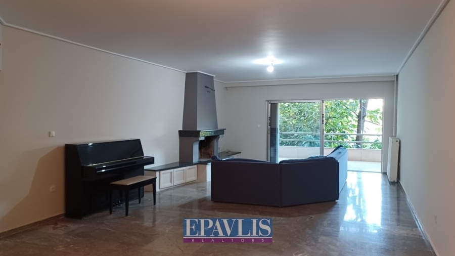 1375299, (For Sale) Residential Apartment || Athens North/Chalandri - 151 Sq.m, 3 Bedrooms, 325.000€