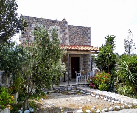 454025, (For Sale) Residential Double Store || Lakonia/East Mani - 100 Sq.m, 3 Bedrooms, 130.000€