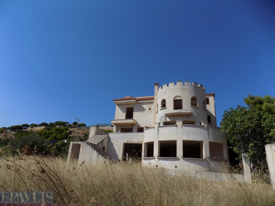 850676, (For Sale) Residential Detached house || East Attica/Koropi - 690 Sq.m, 7 Bedrooms, 750.000€