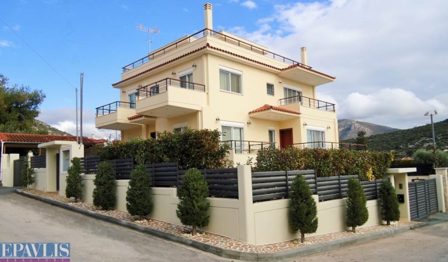 593030, (For Sale) Residential Double Store || East Attica/Kalyvia-Lagonisi - 340 Sq.m, 5 Bedrooms, 590.000€