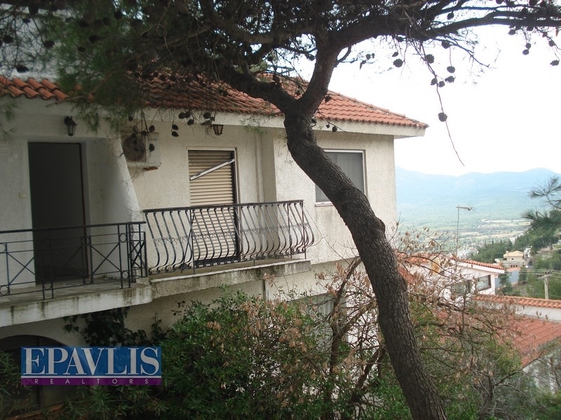 946995, (For Sale) Residential Maisonette || Athens North/Kifissia - 300 Sq.m, 4 Bedrooms, 450.000€