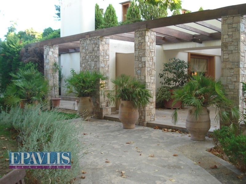 838066, (For Sale) Residential Detached house || Athens North/Kifissia - 640 Sq.m, 4 Bedrooms, 1.800.000€